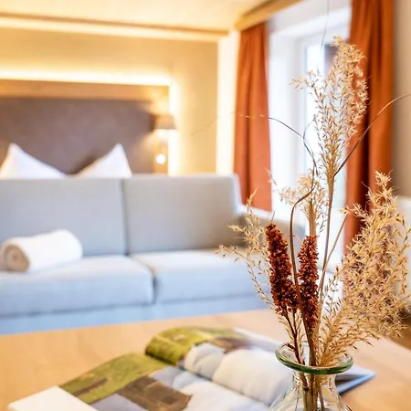 Hotel Tiroler Herz Guest house 4*