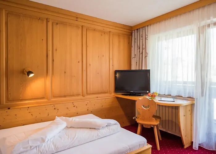 Hotel Tiroler Herz 4*