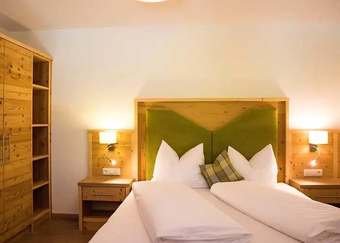 Hotel Tiroler Herz Гостевой дом