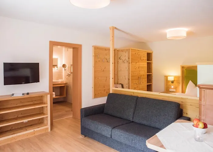 Hotel Tiroler Herz Гостевой дом